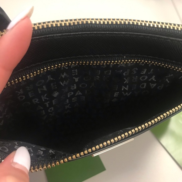 NWT Kate Spade Tinie Laurel Way Saffiano Wristlet - Picture 6 of 7